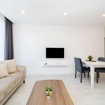 Central Flat Close To Sea In Muratpasa Daire *